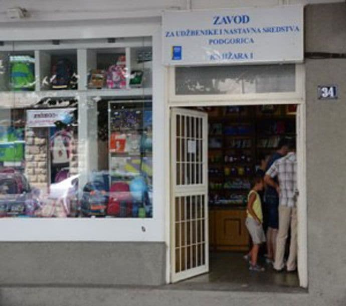 Povodom 8. marta cijene 20 odsto niže u knjižarama Zavoda za udžbenike Povodom 8. marta cijene 20 odsto niže u knjižarama Zavoda za udžbenike