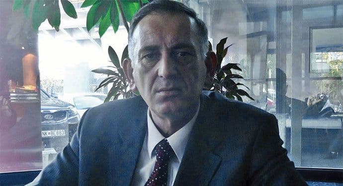 VUJAČIĆ: Nije tačno da evakuisanima išta fali, žale se samo nezahvalni VUJAČIĆ: Nije tačno da evakuisanima išta fali, žale se samo nezahvalni