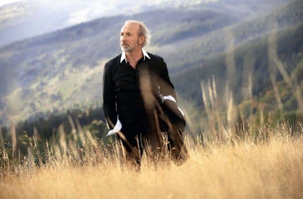 Dino Merlin kreće na veliku turneju (VIDEO) Dino Merlin kreće na veliku turneju (VIDEO)