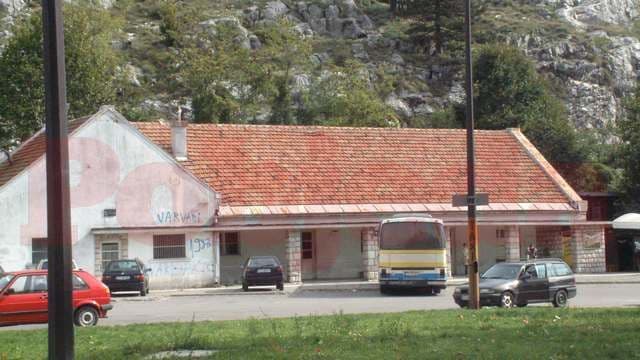 Autobusi od Cetinja do Podgorice ne saobraćaju do daljnjeg Autobusi od Cetinja do Podgorice ne saobraćaju do daljnjeg