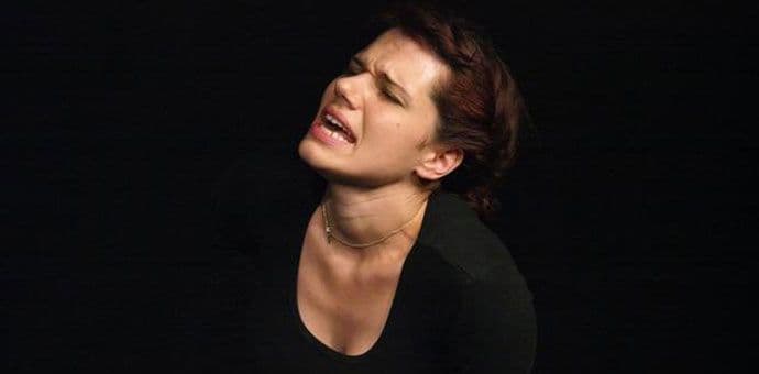 Poezija Jevrema Brkovića na sceni DODEST Poezija Jevrema Brkovića na sceni DODEST