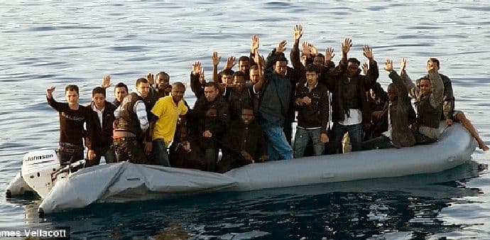 Grčka prijeti EU: Poslaćemo vam emigrante i džihadiste ako ne popustite Grčka prijeti EU: Poslaćemo vam emigrante i džihadiste ako ne popustite