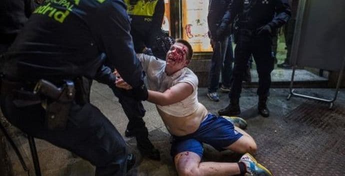 Navijači Šalkea divljali po Madridu Navijači Šalkea divljali po Madridu