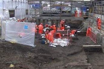 Arheolozi iskopavaju 3.000 kostura kako bi bolje upoznali "crnu smrt"