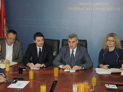 Dogovoreno privremeno rješenje prevoza putnika od Podgorice ka Cetinju Dogovoreno privremeno rješenje prevoza putnika od Podgorice ka Cetinju