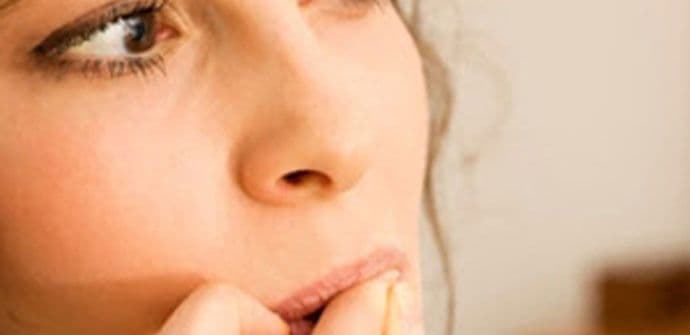 Grickate nokte? Vjerovatno ste perfekcionista Grickate nokte? Vjerovatno ste perfekcionista