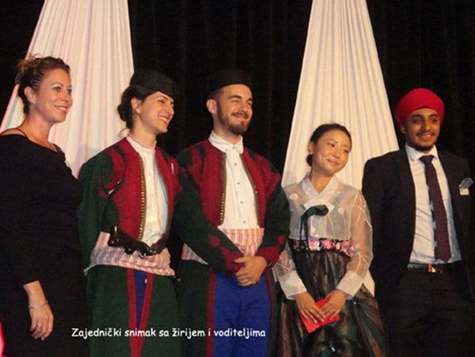 Miški i Luku nagrada za crnogorsku nošnju u Sidneju Miški i Luku nagrada za crnogorsku nošnju u Sidneju