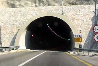 Promet vozila kroz Sozinu manji za 30 odsto Tunel Sozina