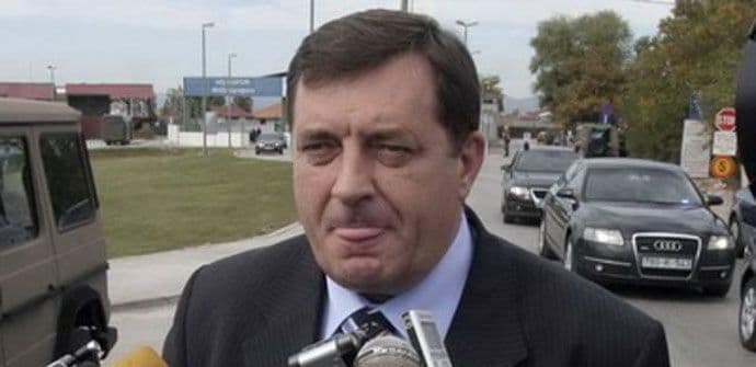 Dragan BURSAĆ: Dodik vikendom siluje mrtvo novinarstvo Dragan BURSAĆ: Dodik vikendom siluje mrtvo novinarstvo