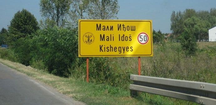 Upoznati se sa zakonskim pravima crnogorske manjine Upoznati se sa zakonskim pravima crnogorske manjine