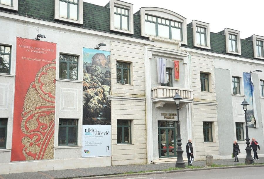 Zabrana saobraćaja pored JU Muzeji i galerije Zabrana saobraćaja pored JU Muzeji i galerije