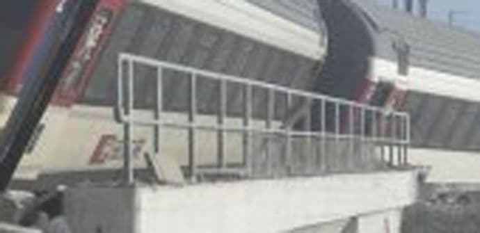 U sudaru vozova u Švajcarskoj poginula jedna osoba U sudaru vozova u Švajcarskoj poginula jedna osoba