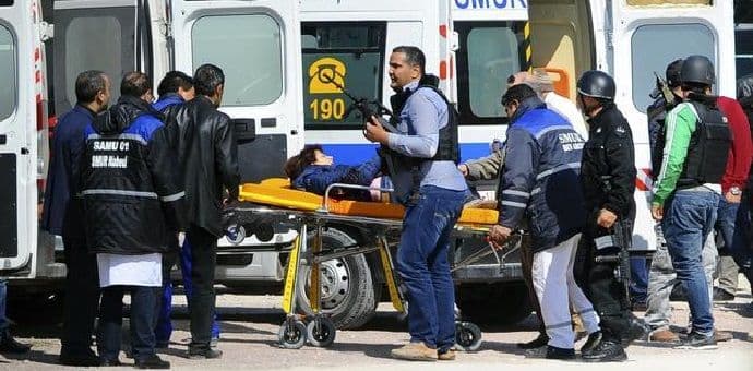 Tunis: U napadu na muzej "Bardo" poginule 22 osobe Tunis: U napadu na muzej "Bardo" poginule 22 osobe