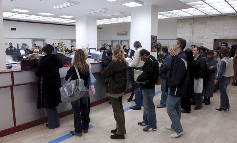 Ko ima pravo na naknadu od nezaposlenosti i koliko iznosi? Ko ima pravo na naknadu od nezaposlenosti i koliko iznosi?