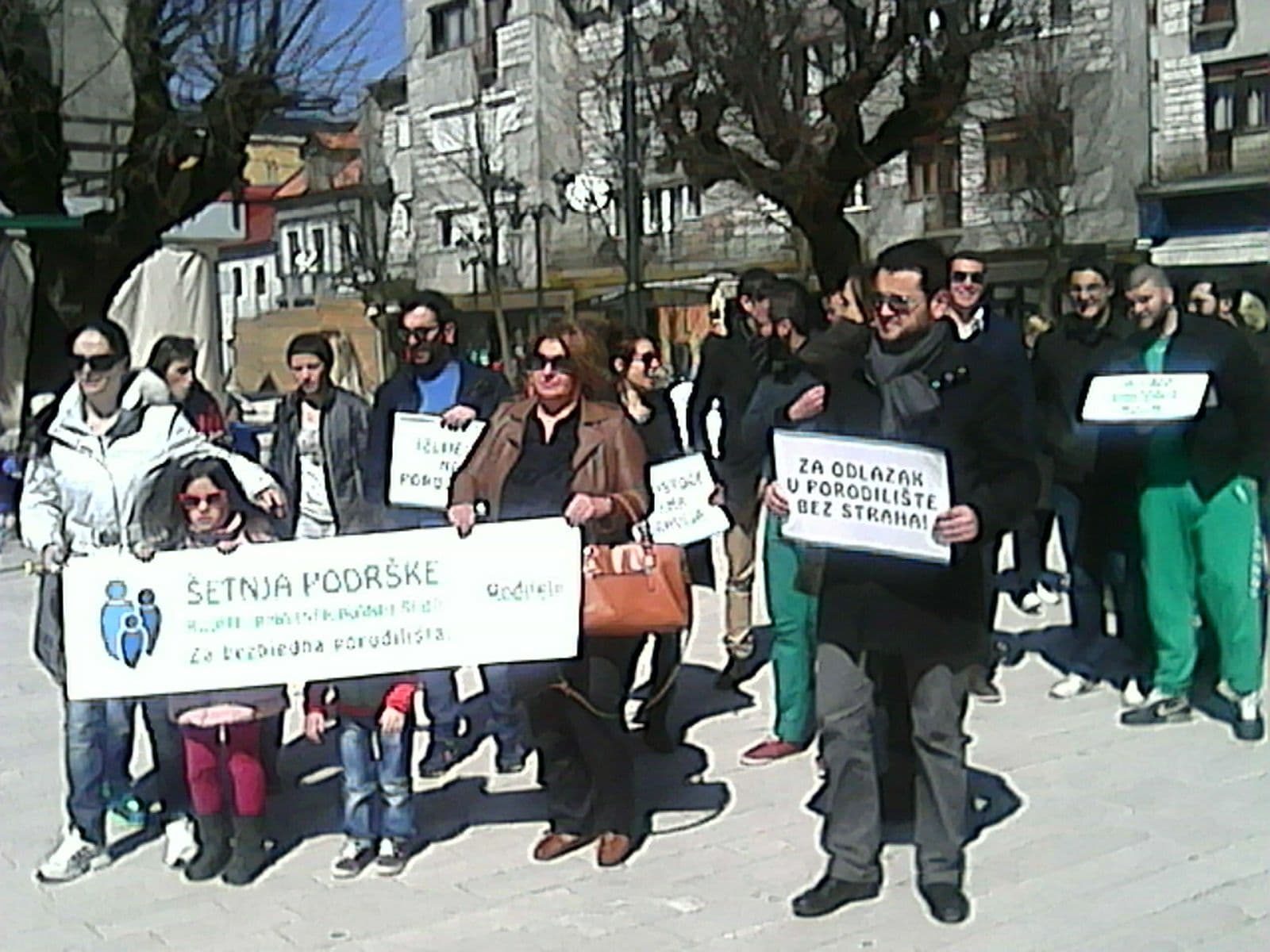 Na Cetinju održana šetnja podrške Na Cetinju održana šetnja podrške