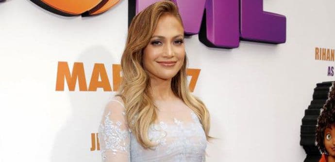 Najzgodnija majka u Holivudu Najzgodnija majka u Holivudu