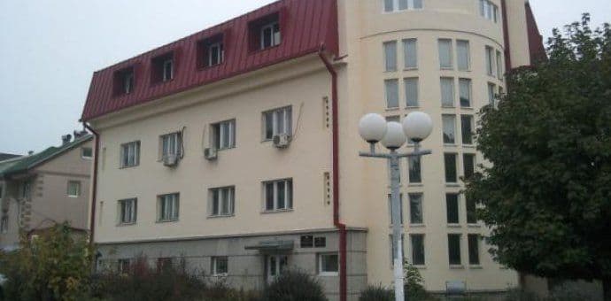 Napadaču na novinarke Pobjede i Blica 500 eura kazne Napadaču na novinarke Pobjede i Blica 500 eura kazne