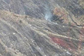 Nema preživjelih, avion se u potpunosti raspao