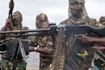 Boko Haram oteo 400 žena i djece
