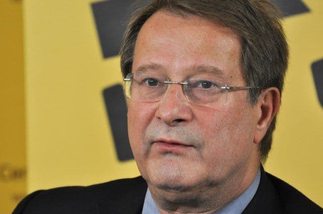 JAKŠIĆ: "Srbi ne vjeruju u egzodus Albanaca 1999. godine" JAKŠIĆ: "Srbi ne vjeruju u egzodus Albanaca 1999. godine"