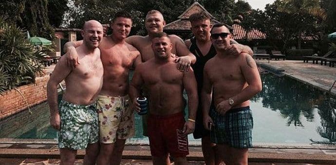 Otišli na „jedno pivo“, završili 11.000 kilometara dalje Otišli na „jedno pivo“, završili 11.000 kilometara dalje