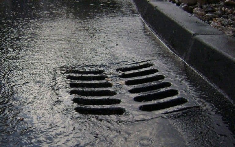 Ukradene slivničke rešetke vrijedne 12.500 eura Ukradene slivničke rešetke vrijedne 12.500 eura