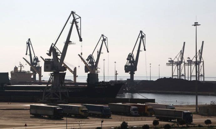 Grčka prodaje luku Pirej, Kinezi favoriti? Grčka prodaje luku Pirej, Kinezi favoriti?