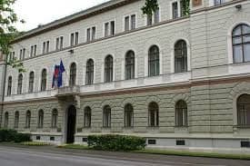 SLOVENIJA: Najavljuje se rast BDP-a od 2,4 odsto SLOVENIJA: Najavljuje se rast BDP-a od 2,4 odsto