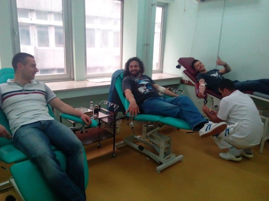 Dvije akcije dobrovoljnog davanja krvi Dvije akcije dobrovoljnog davanja krvi