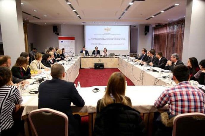 Banke da podrže investicije poljoprivrednika Banke da podrže investicije poljoprivrednika