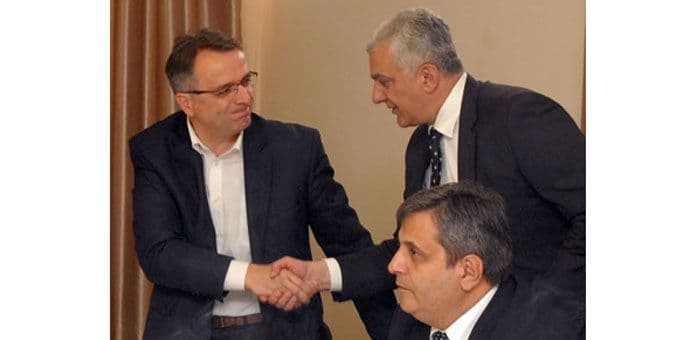 Razlaz nekadašnjih „mladih lavova“ Razlaz nekadašnjih „mladih lavova“