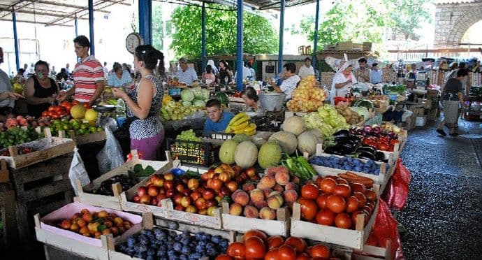 Pooštrene mjere inspekcijskog nadzora na Ulcinjskoj pijaci Pooštrene mjere inspekcijskog nadzora na Ulcinjskoj pijaci
