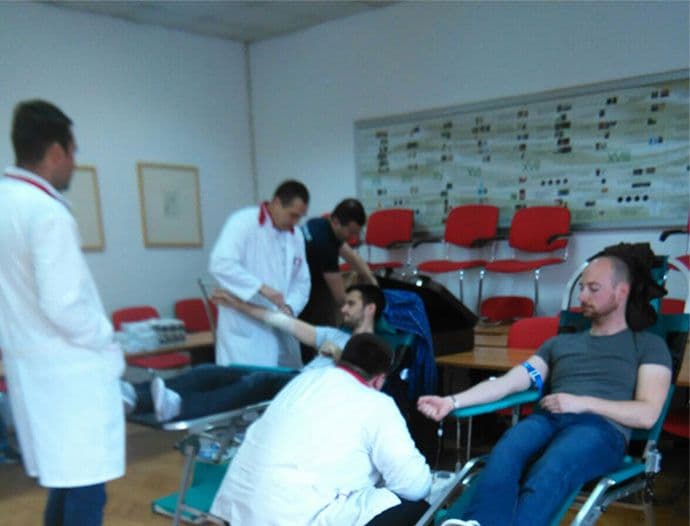 Studenti Ekonomskog fakulteta dobrovoljno dali krv Studenti Ekonomskog fakulteta dobrovoljno dali krv