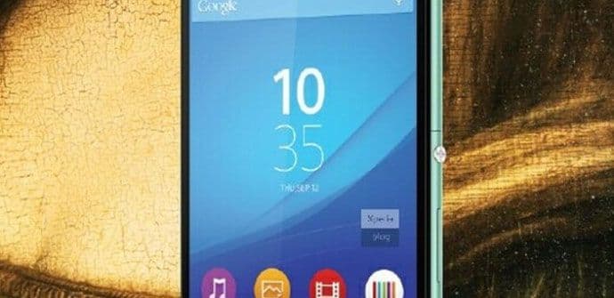 Ovo je Sony Xperia C4 telefon Ovo je Sony Xperia C4 telefon
