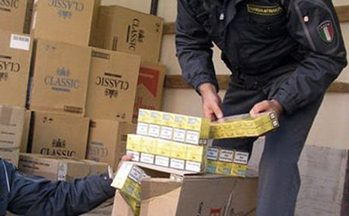 Bari: Uhapšen Italijan, švercovao cigarete iz Crne Gore sa oznakom “duty free”  Bari: Uhapšen Italijan, švercovao cigarete iz Crne Gore sa oznakom “duty free”