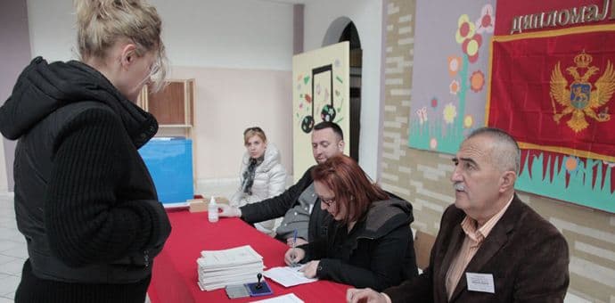 Partije iz budžeta dobile pet miliona eura Partije iz budžeta dobile pet miliona eura