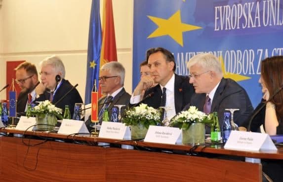 Aneliz DODS: Neophodni rezultati na terenu Aneliz DODS: Neophodni rezultati na terenu