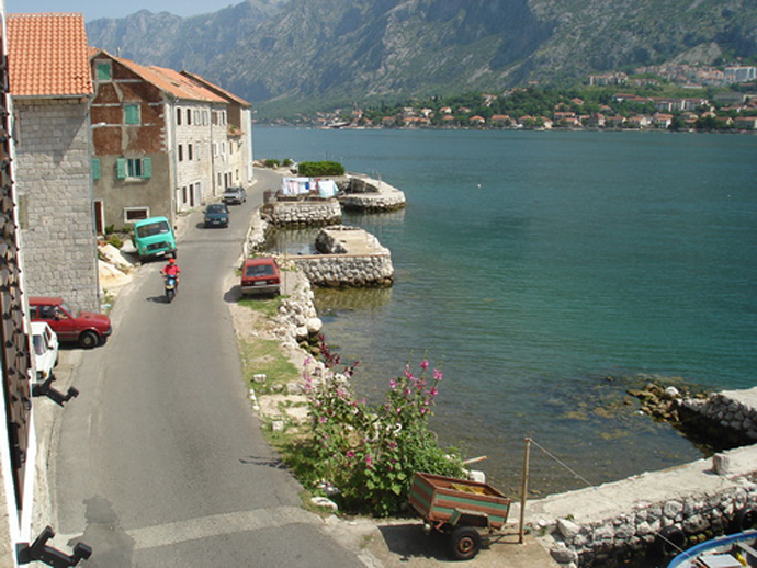 Ukrali kabal za uzemljenje u naselju Muo, srećom izbjegnuta nesreća  Ukrali kabal za uzemljenje u naselju Muo, srećom izbjegnuta nesreća