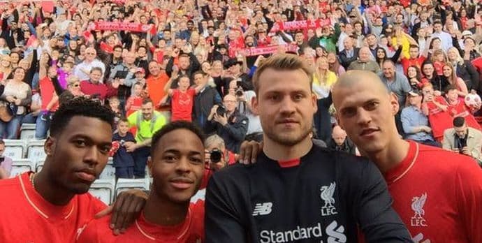 Liverpul izbacio novu garnituru dresova Liverpul izbacio novu garnituru dresova