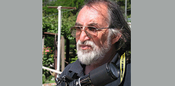 Porodica u fiću, pa na slikanje Porodica u fiću, pa na slikanje