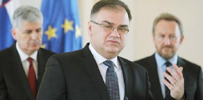 IVANIĆ: BiH može u NATO samo ako uđe i Srbija IVANIĆ: BiH može u NATO samo ako uđe i Srbija