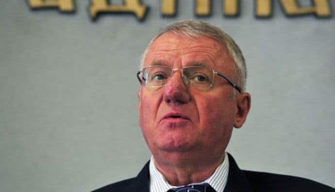 ŠEŠELJ: Neću se dobrovoljno predati ŠEŠELJ: Neću se dobrovoljno predati