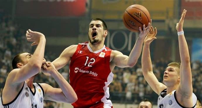 Kalinić napušta Zvezdu, ide u Fener Kalinić napušta Zvezdu, ide u Fener