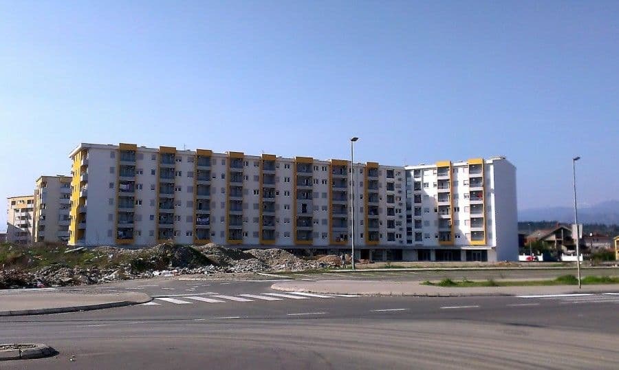 Objavljen poziv bankama za učešće u projektu "Hiljadu plus stanova" Objavljen poziv bankama za učešće u projektu "Hiljadu plus stanova"