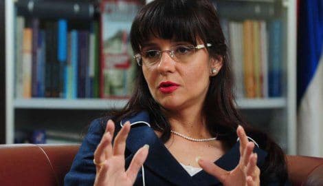 ODRON U KANJONU MORAČE: Kamenje palo na kola Snežane Malović, njena ćerka povrijeđena ODRON U KANJONU MORAČE: Kamenje palo na kola Snežane Malović, njena ćerka povrijeđena