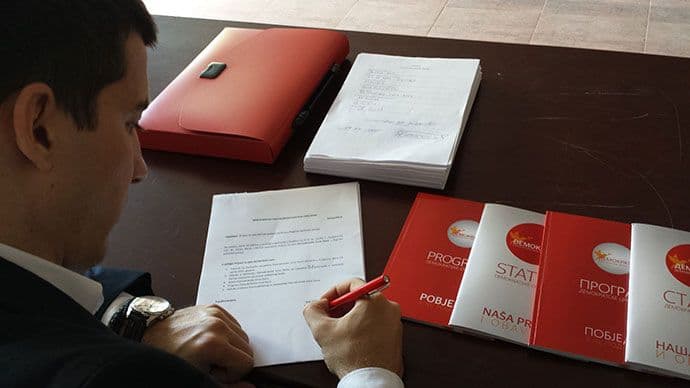 Demokrate predale dokumentaciju za formiranje partije Demokrate predale dokumentaciju za formiranje partije