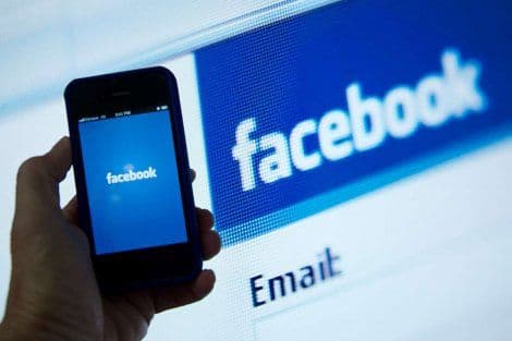 Facebook uvodi tri promjene Facebook uvodi tri promjene