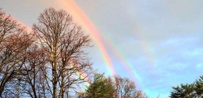 Fotografisana četvorostruka duga Fotografisana četvorostruka duga