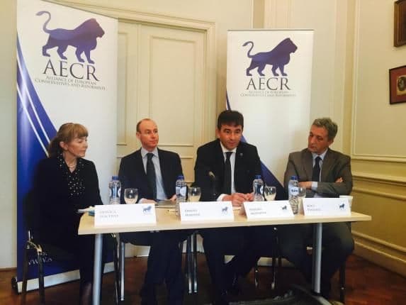 Medojević u Briselu: Demokratskim protestima do prvih fer izbora  Medojević u Briselu: Demokratskim protestima do prvih fer izbora