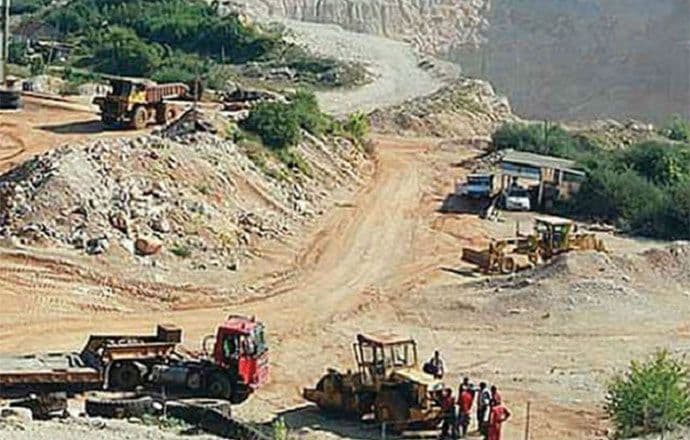 Davidović izvozi boksit za Kinu Davidović izvozi boksit za Kinu